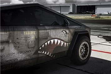 Tesla Cybertruck 2024 P-51 Mustang-inspirierte Designer-Vollfahrzeugfolierung Tesla Cybertruck 2024 P-51 Mustang-inspirierte Designer-Vollfahrzeugfolierung
