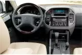 Mitsubishi Pajero 01-04 Mittelkonsole Armaturendekor Cockpit Dekor 22-Teilige
