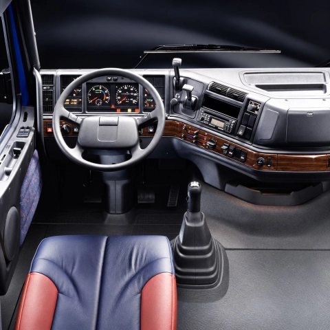 Volvo FH12/FH16 1993-heute 3D Cockpit Dekor Interieurleisten Set 16-teilig