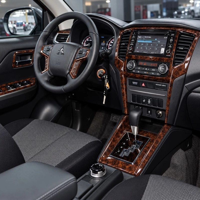 Mitsubishi L200 2019 – Designer Trim – Innenraum-Komplettset