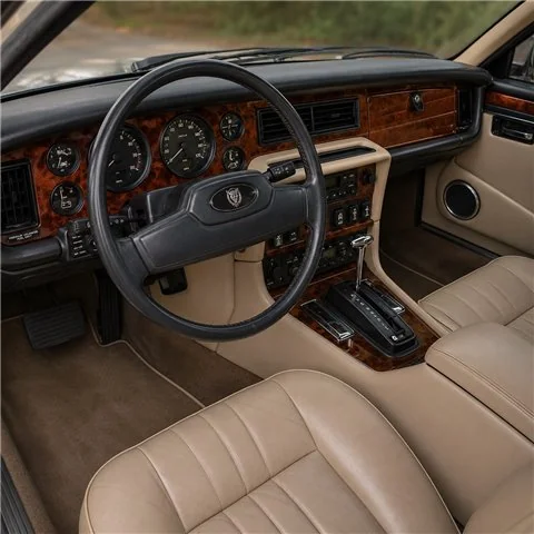 Jaguar XJ6 1976-1982 Komplettset, Automatikgetriebe 3D Armaturenbrett-Dekor-Set