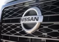 Nissan Nutzfahrzeuge Innenraum-Dekor | CockpitDekor.at